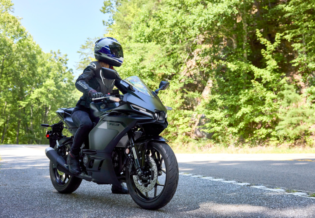 NEW R3 - Yamaha Motos