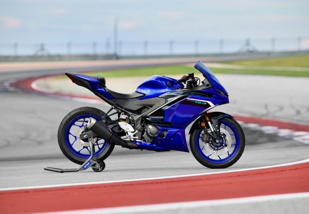NEW R3 - Yamaha Motos