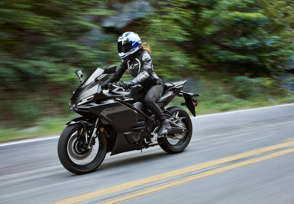 NEW R3 - Yamaha Motos